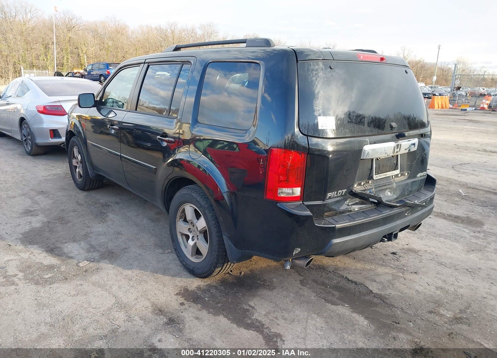 2010 HONDA PILOT EX-L VIN: 5FNYF4H57AB007071