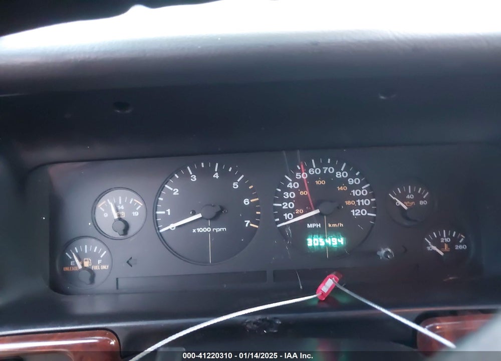 1998 JEEP GRAND CHEROKEE LAREDO VIN: 1J4FX58S3WC107862