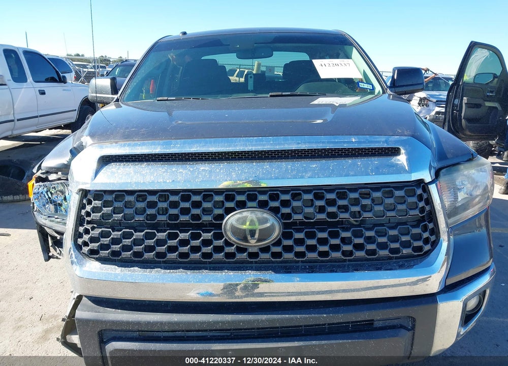 2019 TOYOTA TUNDRA SR5 5.7L V8 VIN: 5TFDW5F14KX844601