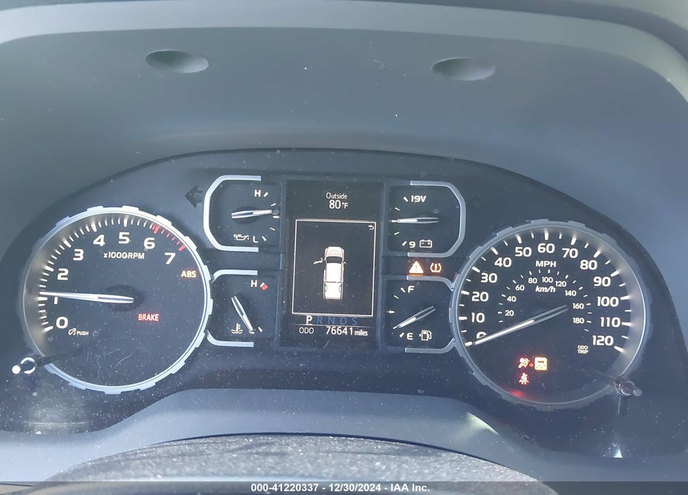 2019 TOYOTA TUNDRA SR5 5.7L V8 VIN: 5TFDW5F14KX844601