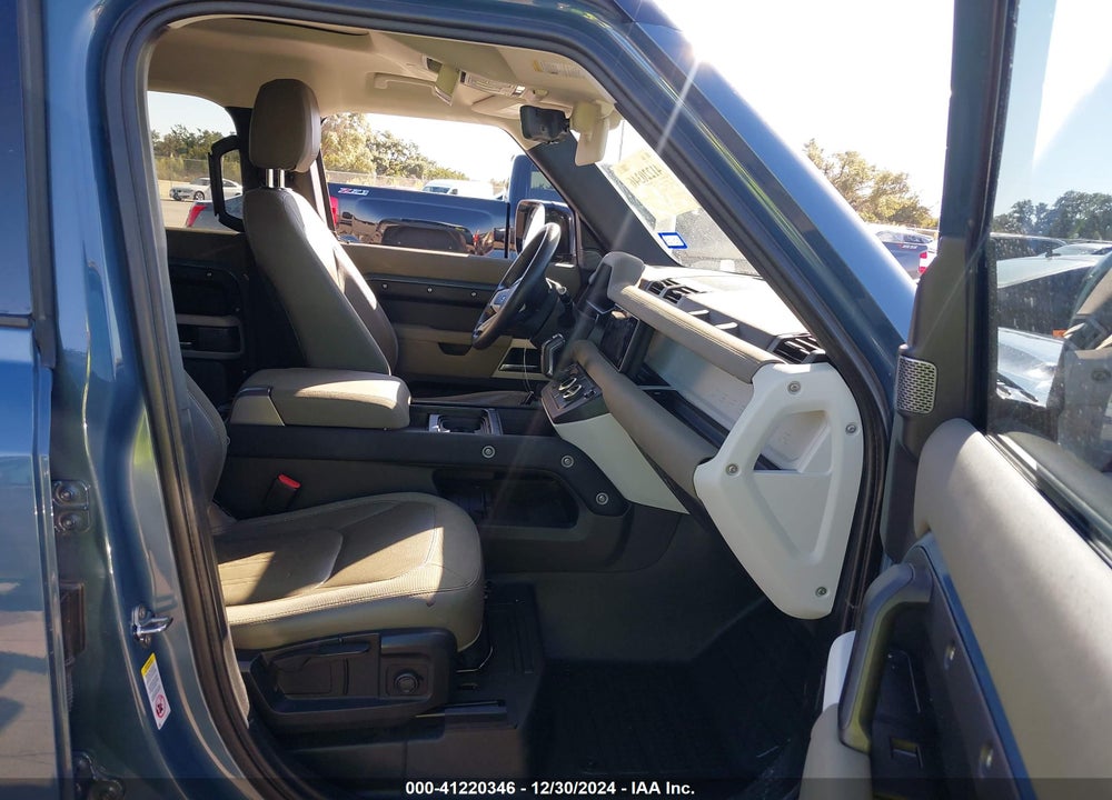 2020 LAND ROVER DEFENDER 110 S VIN: SALEJEEX6L2027372
