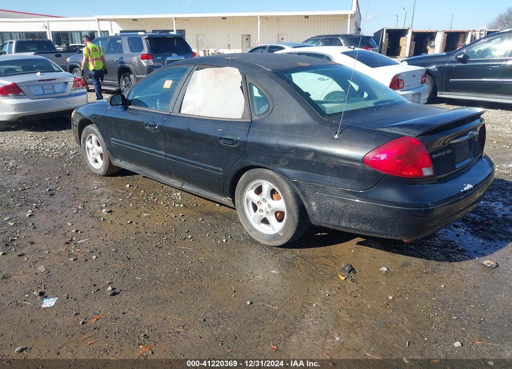 2003 FORD TAURUS SES VIN: 1FAFP55U43A135971