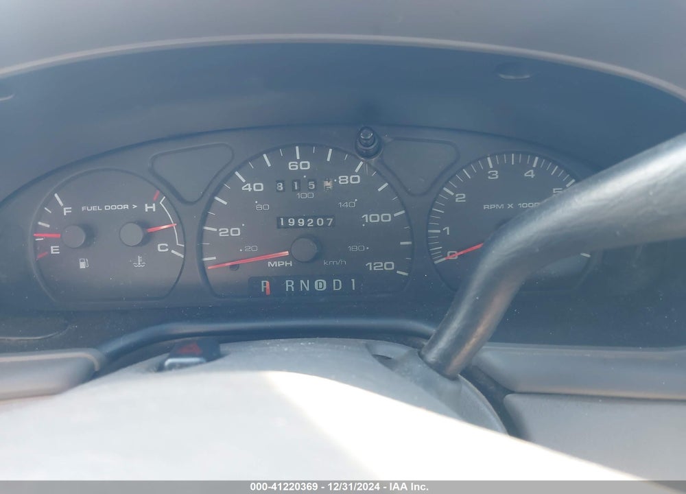 2003 FORD TAURUS SES VIN: 1FAFP55U43A135971