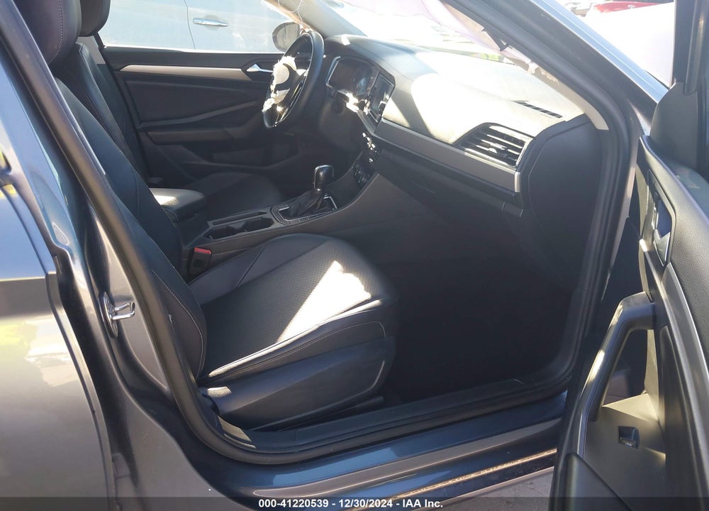2019 VOLKSWAGEN JETTA VIN: 3VWC57BU1KM007124