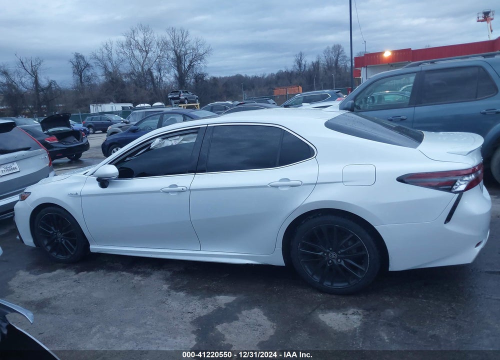 2021 TOYOTA CAMRY XSE HYBRID VIN: 4T1K31AK0MU552520