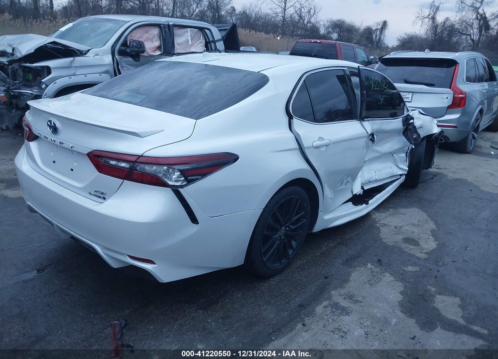 2021 TOYOTA CAMRY XSE HYBRID VIN: 4T1K31AK0MU552520