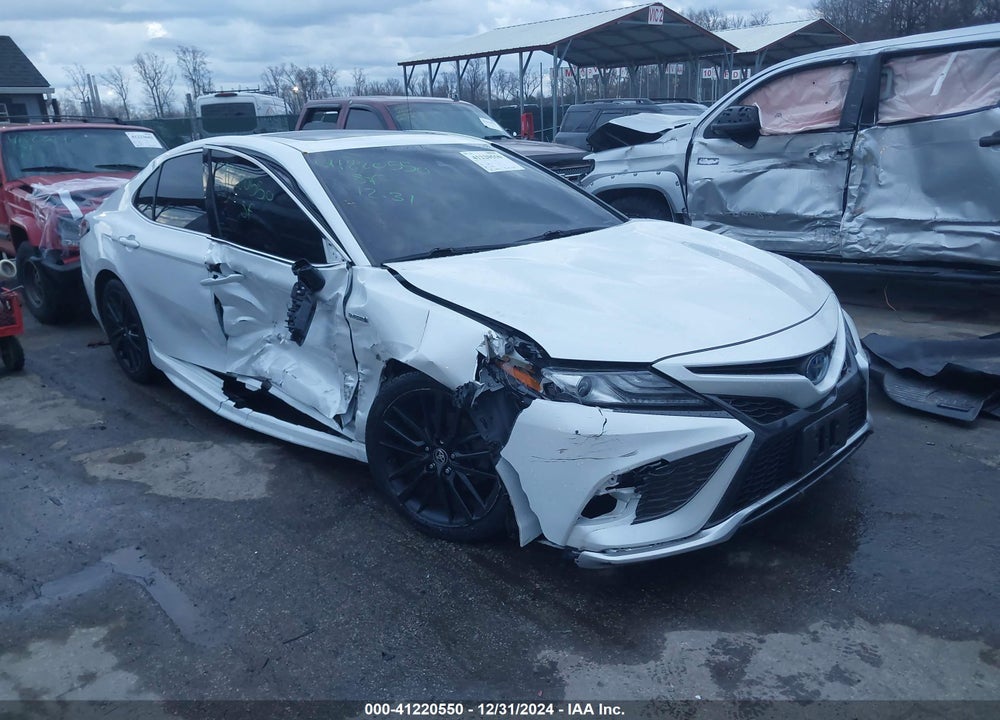 2021 TOYOTA CAMRY XSE HYBRID VIN: 4T1K31AK0MU552520