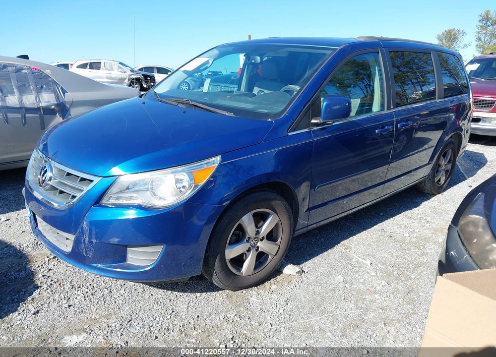 2011 VOLKSWAGEN ROUTAN SE VIN: 2V4RW3DG5BR805229