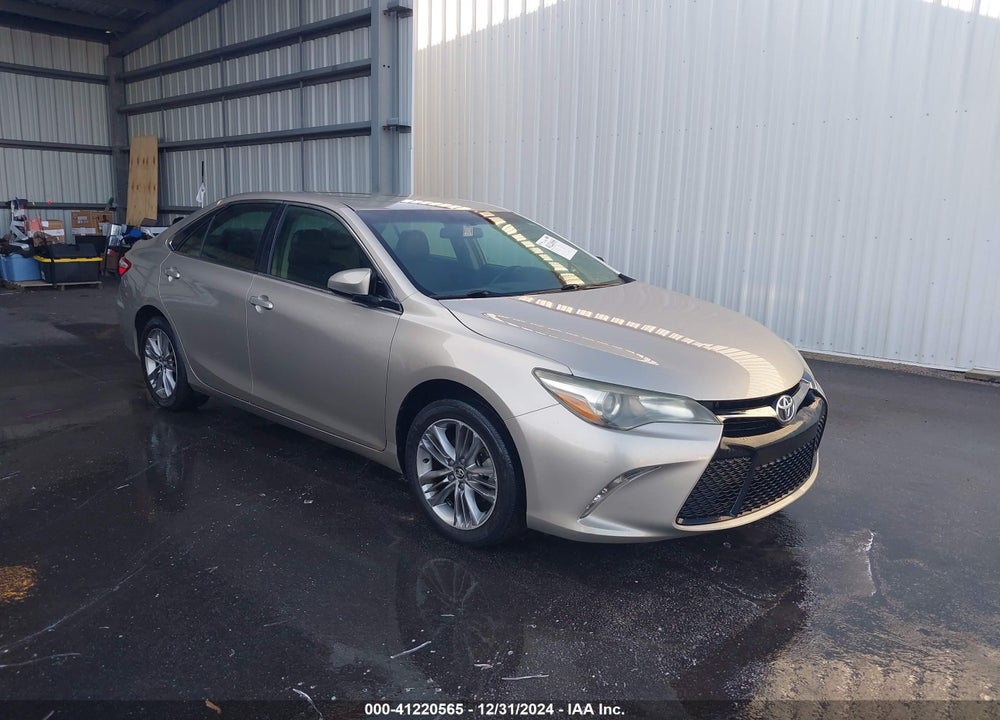 2015 TOYOTA CAMRY SE VIN: 4T1BF1FK7FU033967