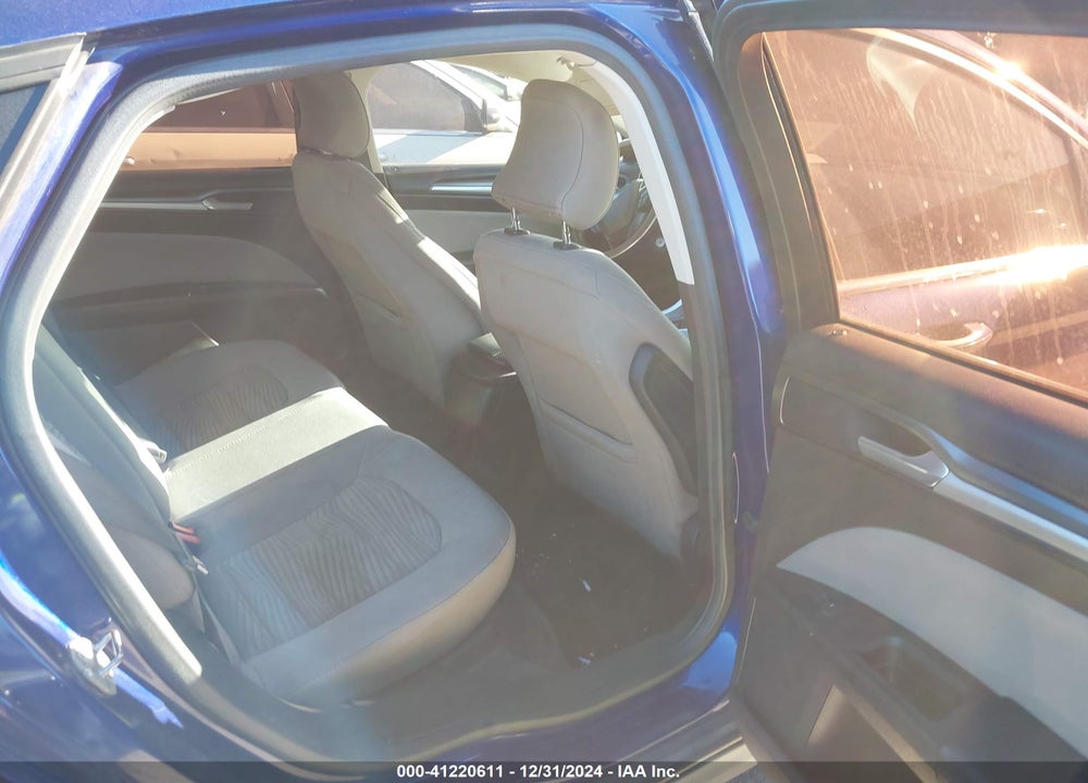 2016 FORD FUSION VIN: 3FA6P0G70GR132636