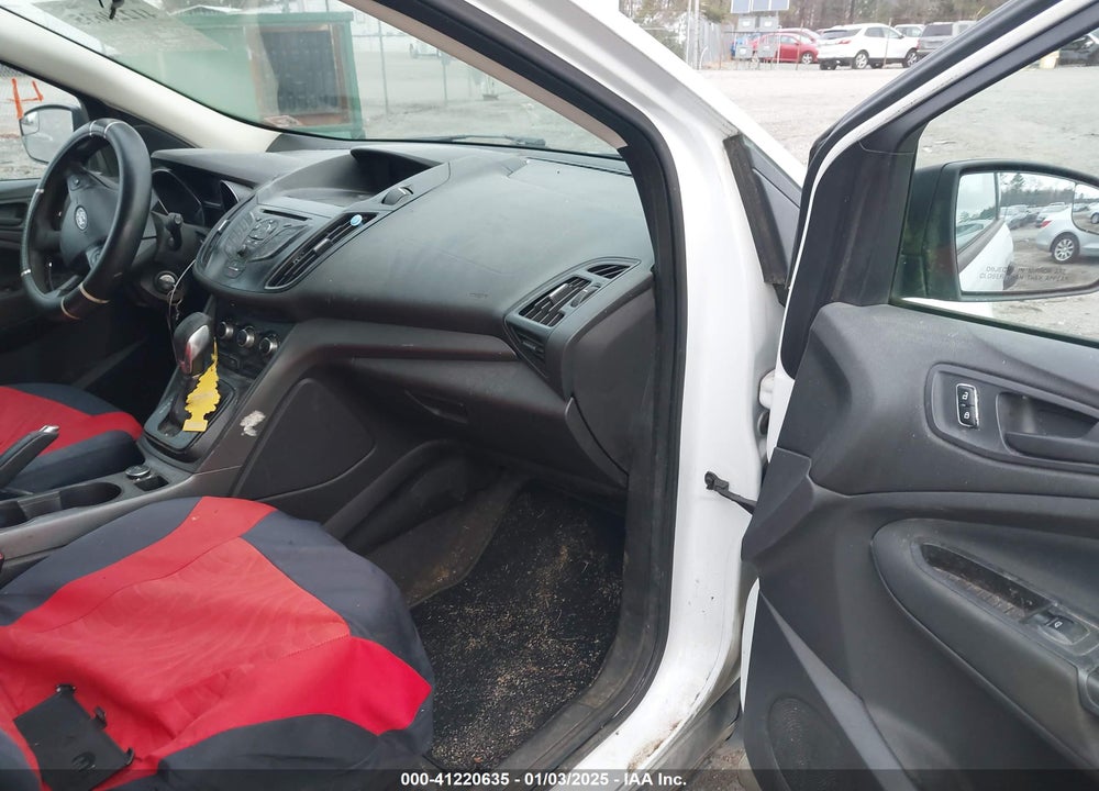 2013 FORD ESCAPE S VIN: 1FMCU0F79DUA23793