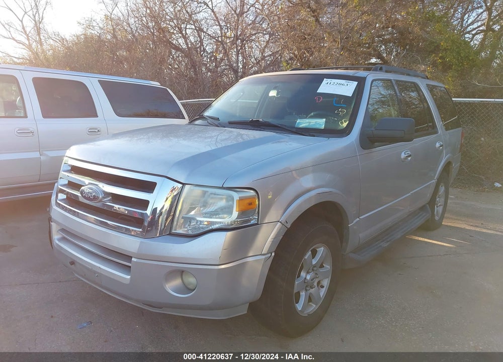 2010 FORD EXPEDITION XLT VIN: 1FMJU1F53AEA99379