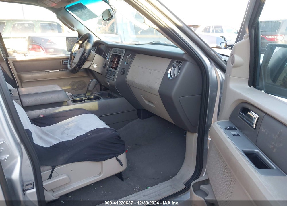 2010 FORD EXPEDITION XLT VIN: 1FMJU1F53AEA99379