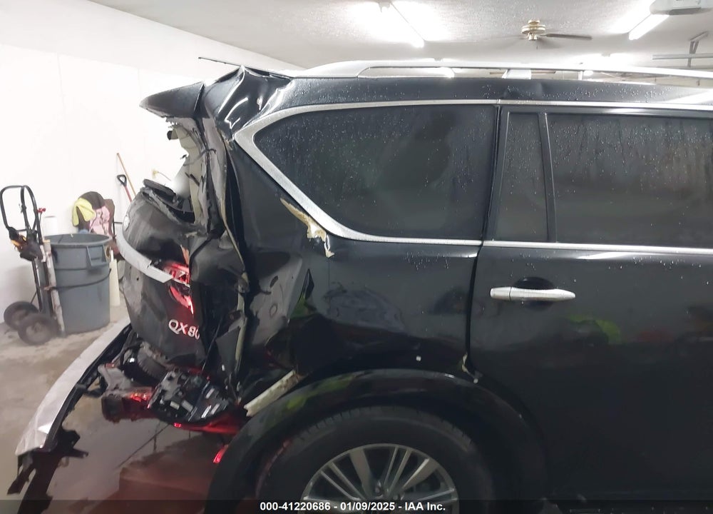 2021 INFINITI QX80 LUXE AWD VIN: JN8AZ2AE7M9271868