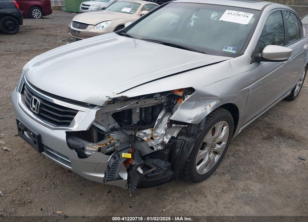 2009 HONDA ACCORD VIN: 1HGCP26859A060401