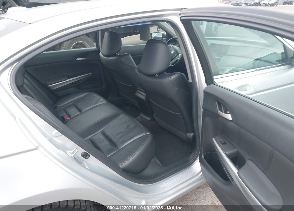 2009 HONDA ACCORD VIN: 1HGCP26859A060401
