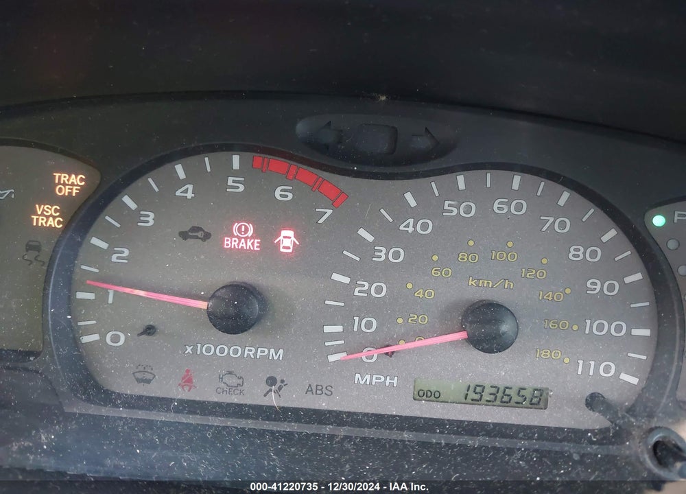 2003 TOYOTA SEQUOIA SR5 V8 VIN: 5TDZT34A43S145076