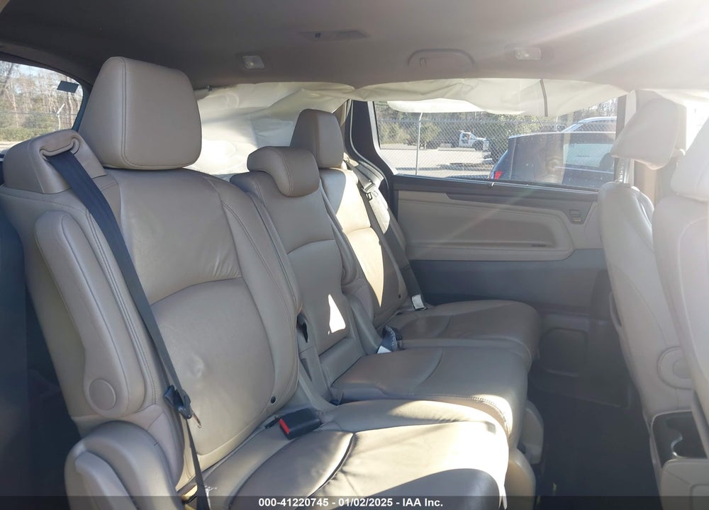 2022 HONDA ODYSSEY EX-L VIN: 5FNRL6H77NB061793