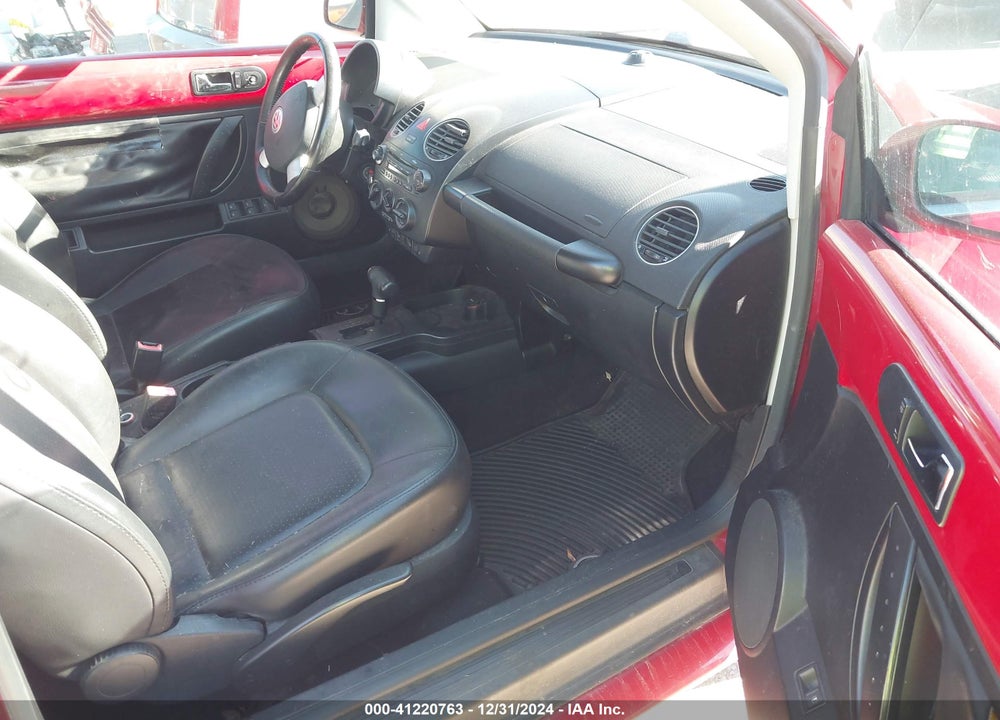 2009 VOLKSWAGEN NEW BEETLE VIN: 3VWRF31Y69M408702