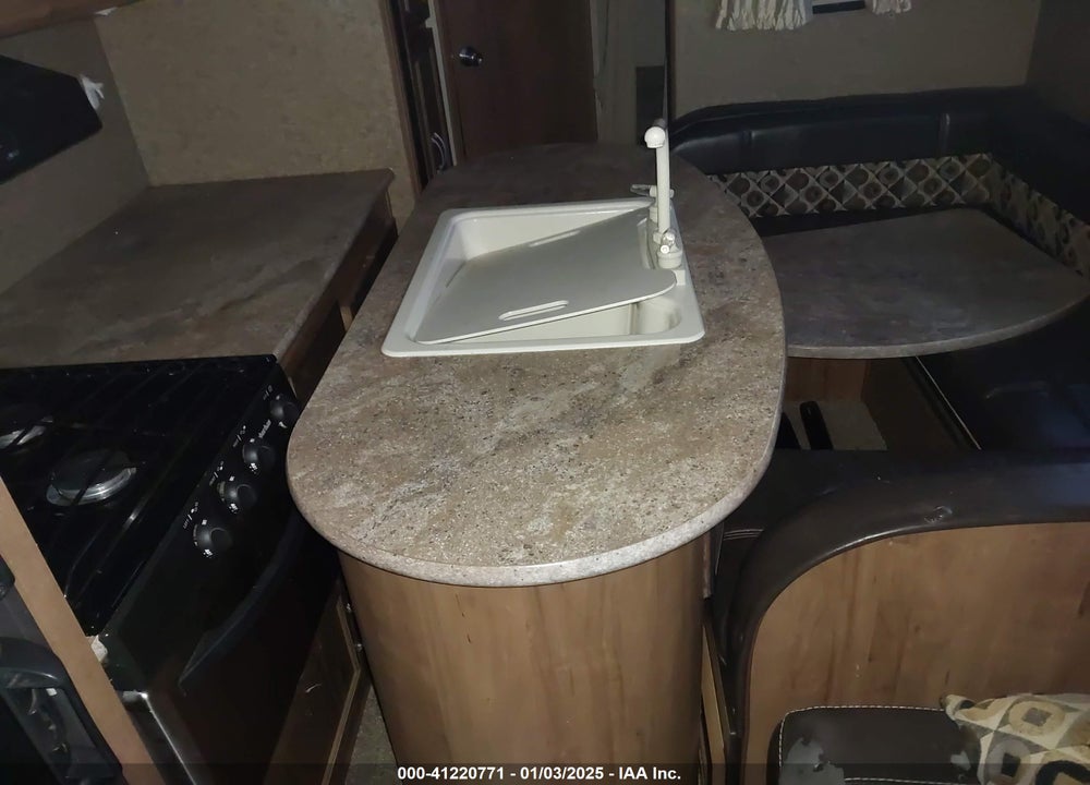 2018 GULFSTREAM CONQUEST VIN: 1NL1GTR20J1128153