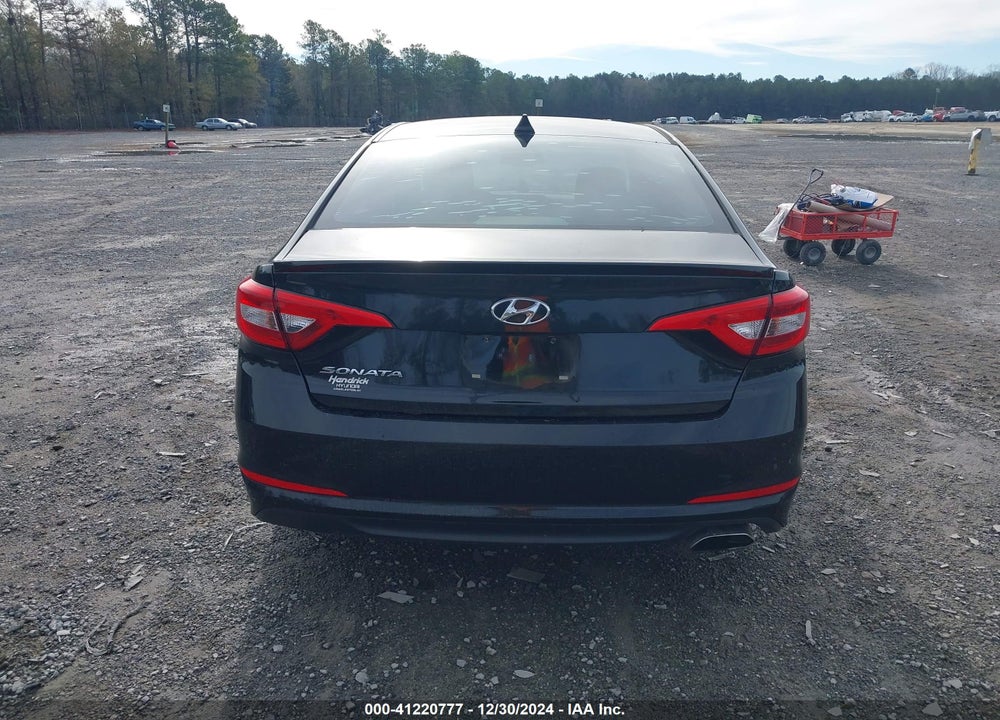 2017 HYUNDAI SONATA SE VIN: 5NPE24AF9HH469547