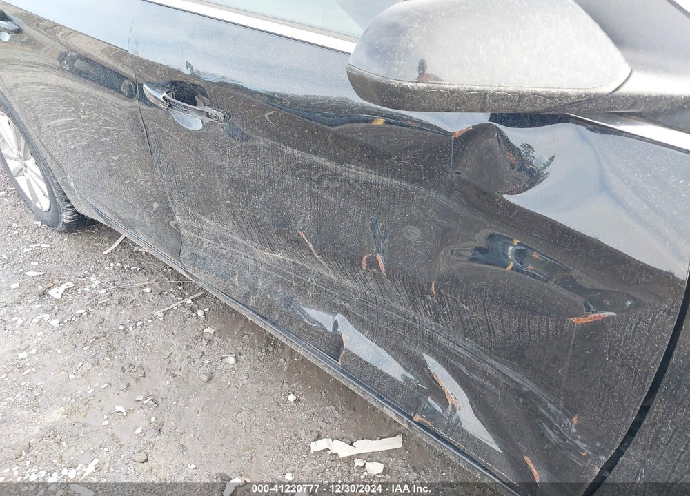 2017 HYUNDAI SONATA SE VIN: 5NPE24AF9HH469547