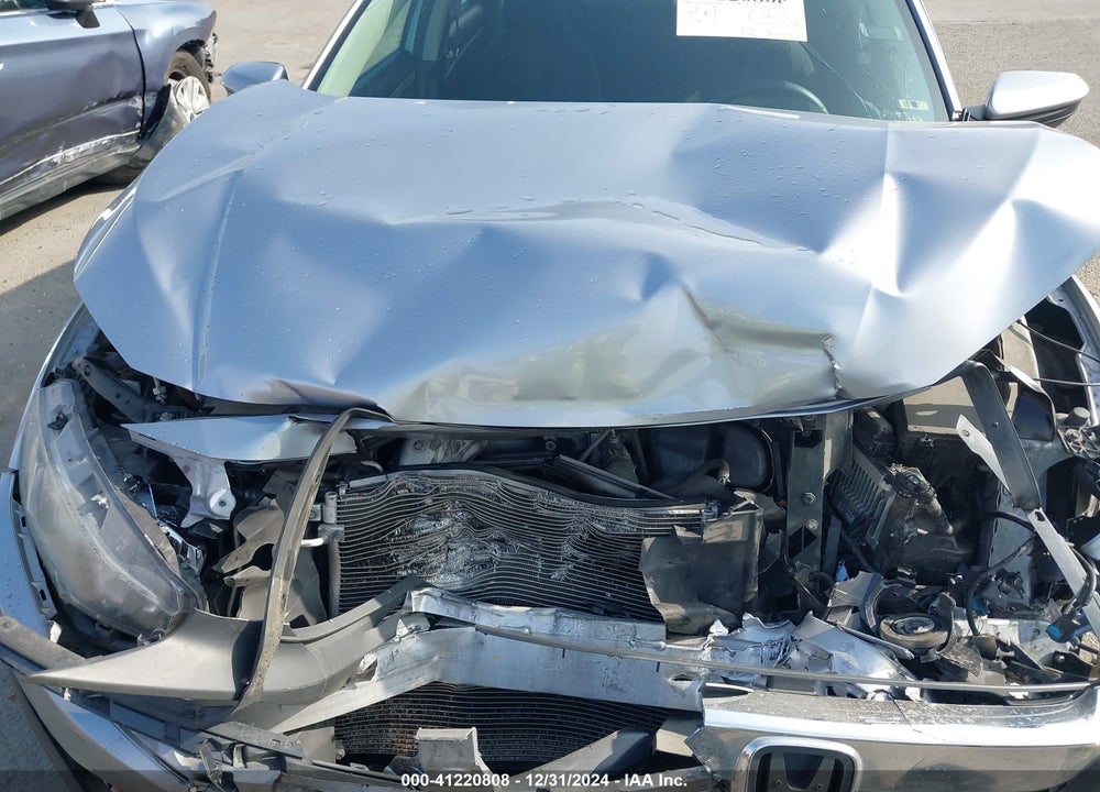 2018 HONDA CIVIC VIN: 2HGFC2F75JH573671