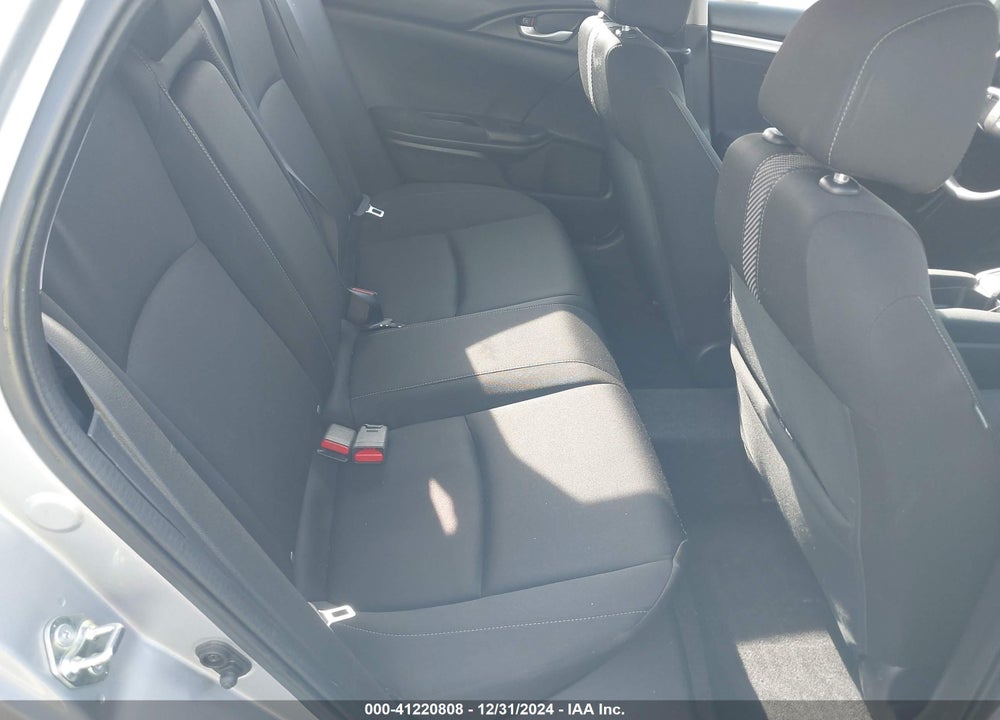 2018 HONDA CIVIC VIN: 2HGFC2F75JH573671