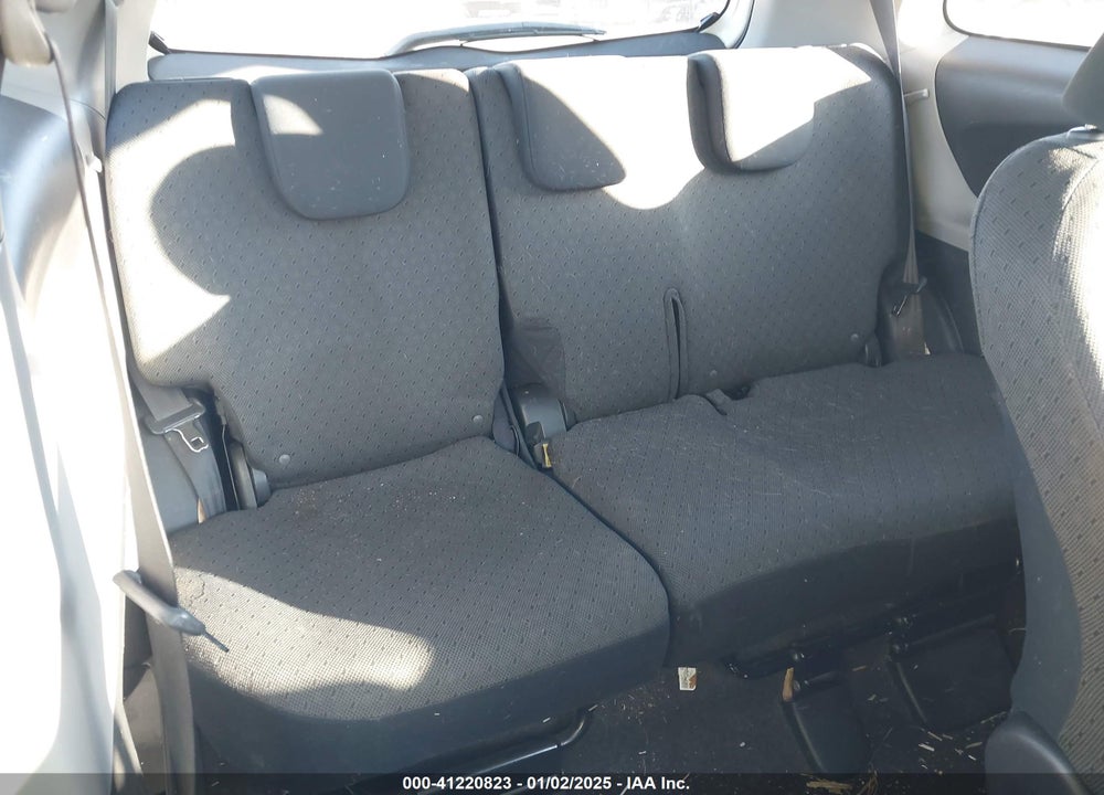 2009 TOYOTA YARIS VIN: JTDJT903595237481