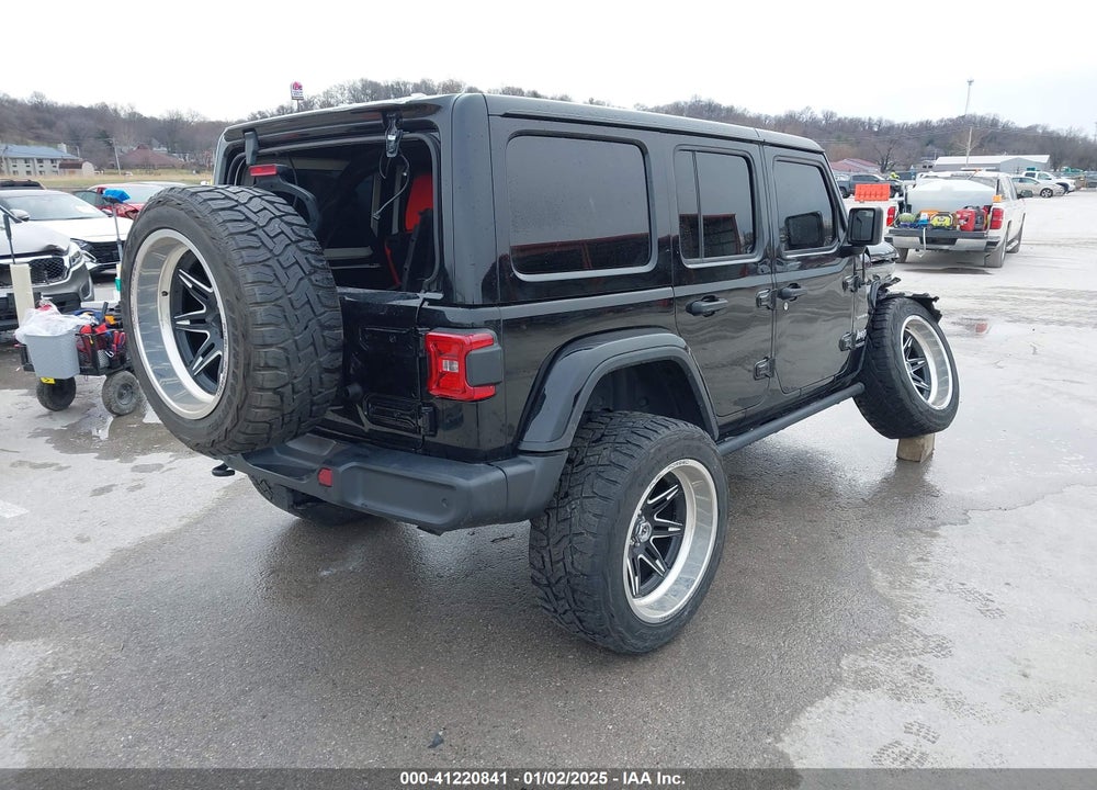2018 JEEP WRANGLER UNLIMITED SAHARA 4X4 VIN: 1C4HJXEG1JW188699