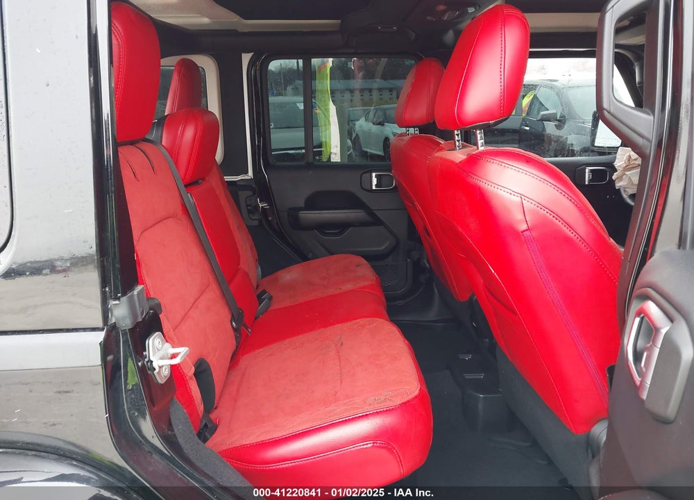 2018 JEEP WRANGLER UNLIMITED SAHARA 4X4 VIN: 1C4HJXEG1JW188699