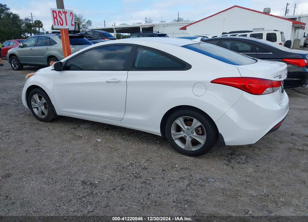2013 HYUNDAI ELANTRA GS VIN: KMHDH6AE8DU023592