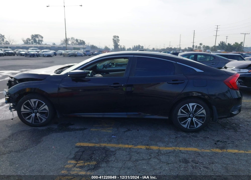 2017 HONDA CIVIC VIN: 2HGFC1F30HH631090