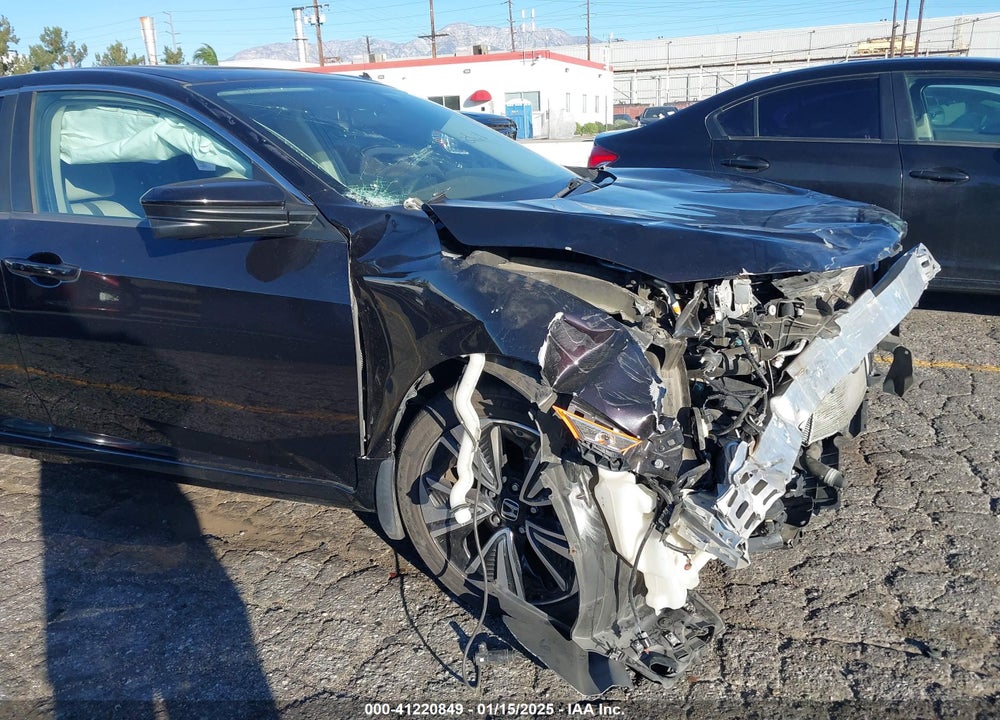2017 HONDA CIVIC VIN: 2HGFC1F30HH631090