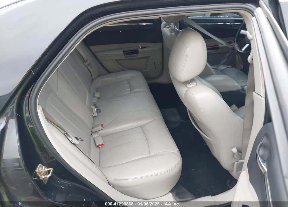 2007 CHRYSLER 300C VIN: 2C3LA63H37H610502