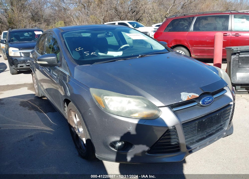 2014 FORD FOCUS TITANIUM VIN: 1FADP3J27EL184041