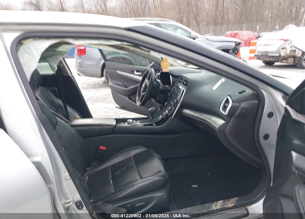 2017 NISSAN MAXIMA VIN: 1N4AA6APXHC393148