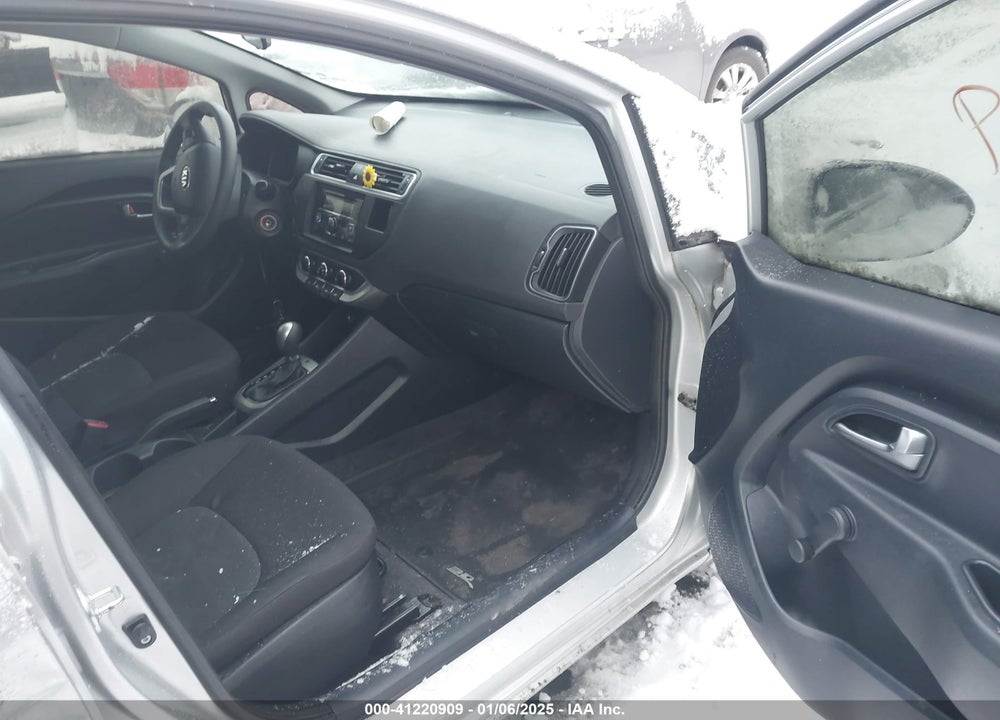 2016 KIA RIO LX VIN: KNADM5A3XG6659882