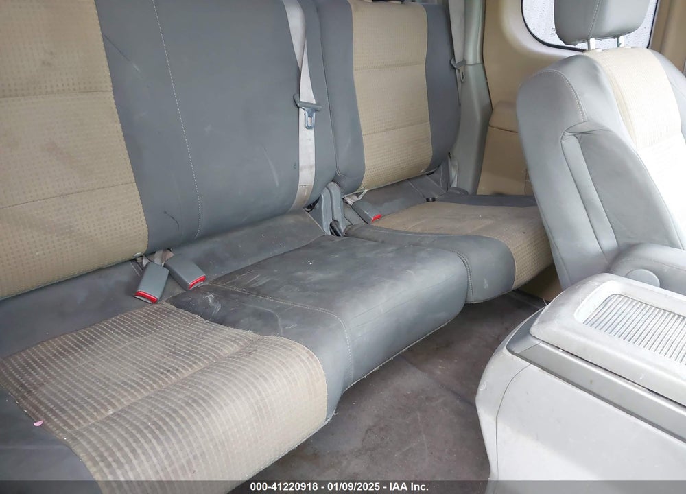 2004 NISSAN TITAN SE VIN: 1N6AA06A44N559090