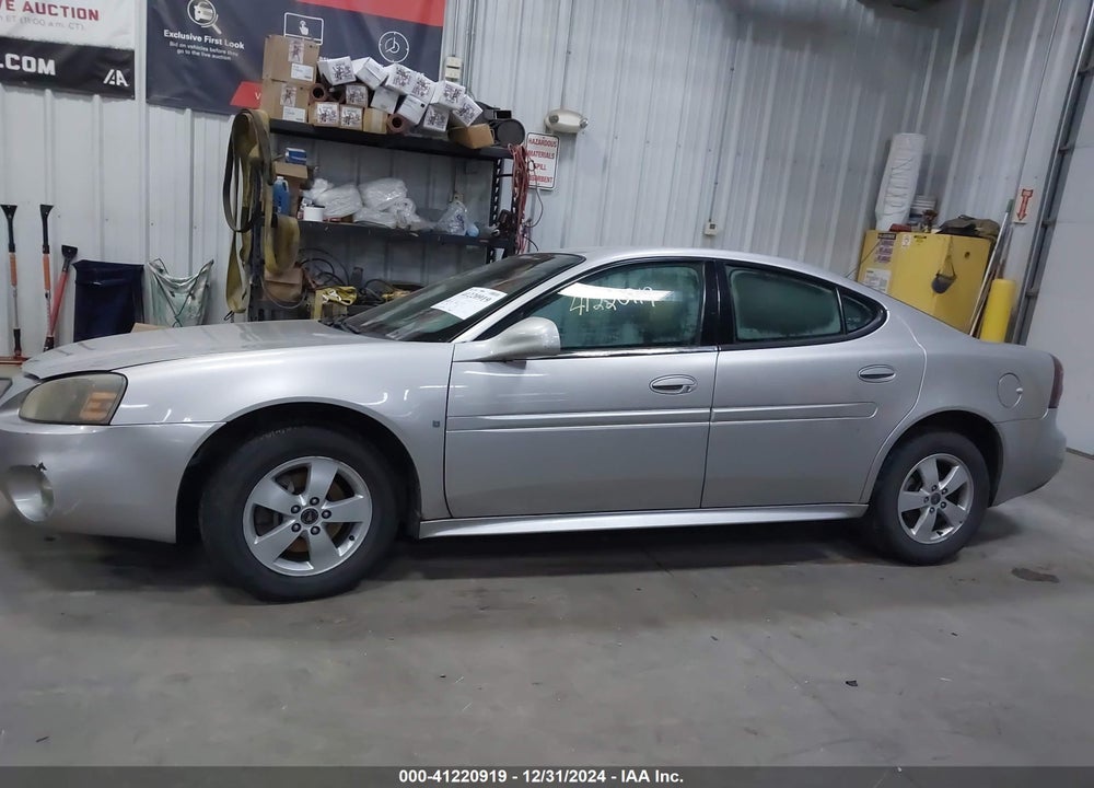 2006 PONTIAC GRAND PRIX VIN: 2G2WP552661117385