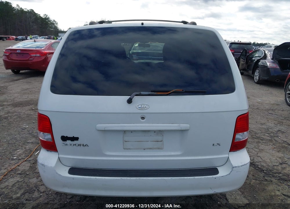 2005 KIA SEDONA EX/LX VIN: KNDUP132356708456