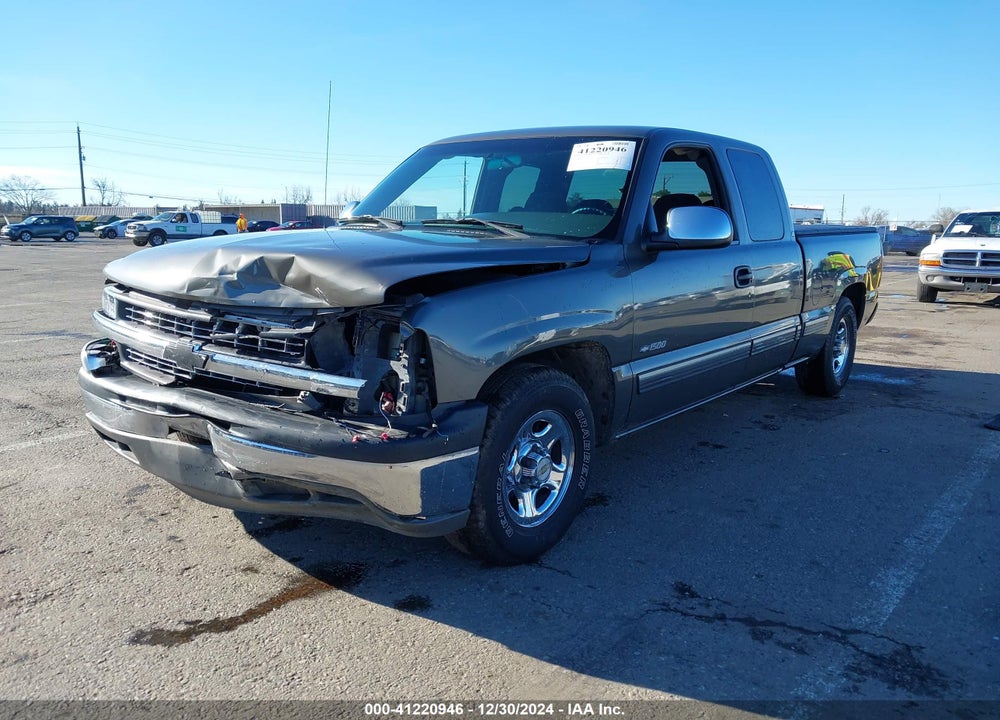 2002 CHEVROLET SILVERADO 1500 LS VIN: 2GCEC19T121212090