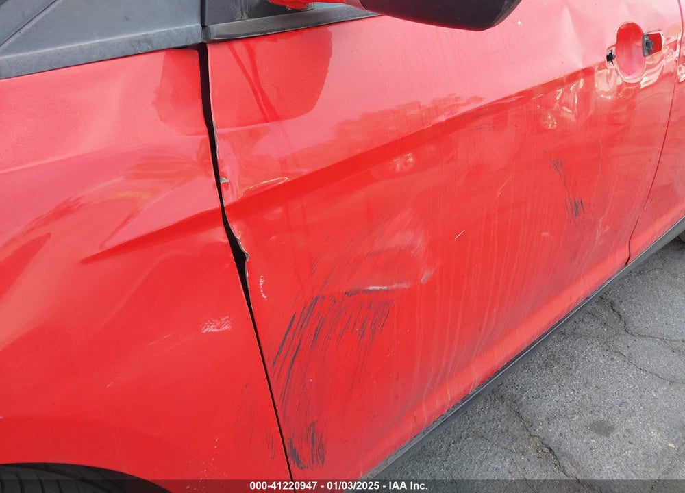 2013 FORD FOCUS VIN: 1FADP3F24DL376105