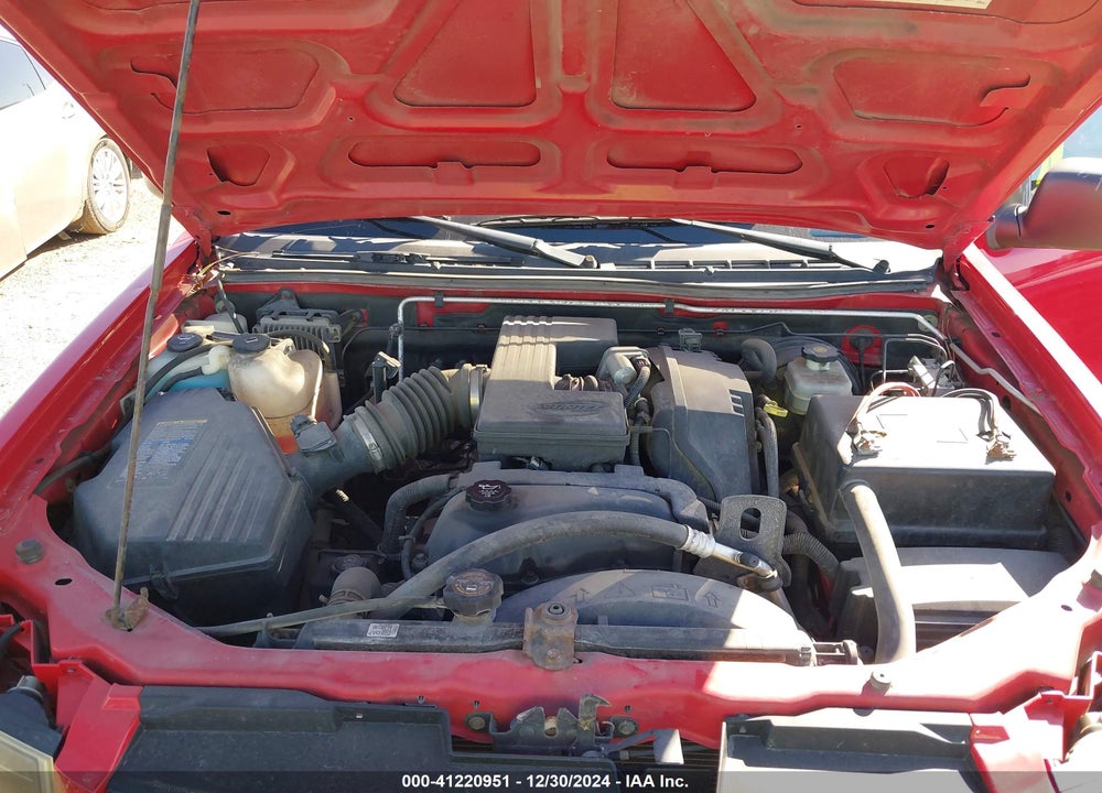 2004 CHEVROLET COLORADO VIN: 1GCCS196748200157