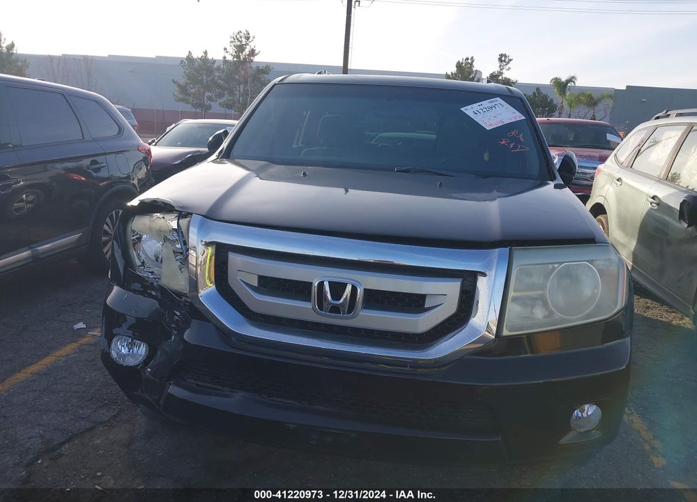 2011 HONDA PILOT EX VIN: 5FNYF3H44BB012599