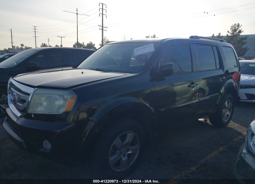 2011 HONDA PILOT EX VIN: 5FNYF3H44BB012599