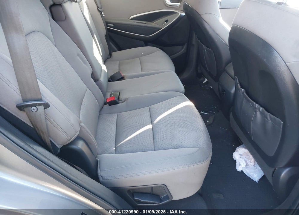 2017 HYUNDAI SANTA FE SPORT 2.4L VIN: 5NMZUDLB1HH007437