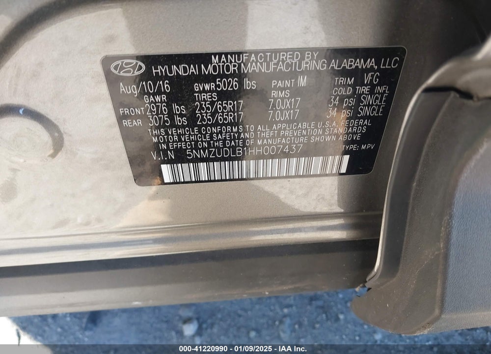 2017 HYUNDAI SANTA FE SPORT 2.4L VIN: 5NMZUDLB1HH007437