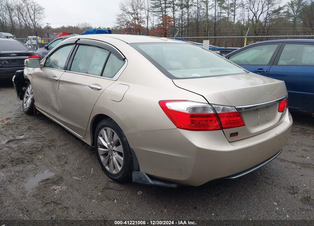 2015 HONDA ACCORD EX-L VIN: 1HGCR2F84FA210620