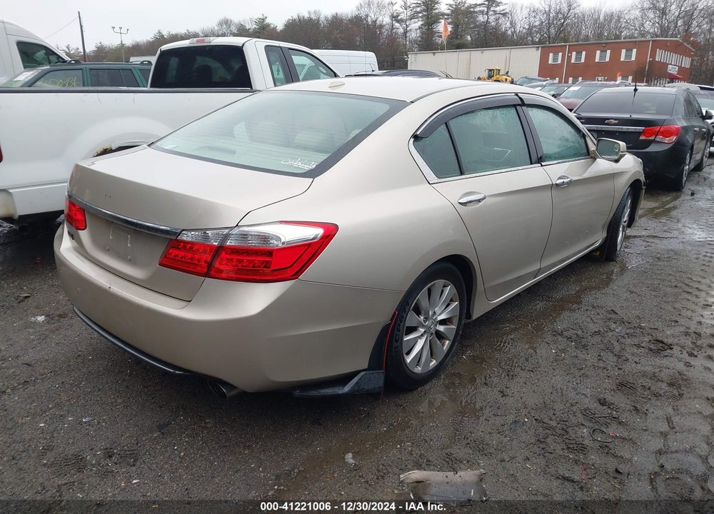 2015 HONDA ACCORD EX-L VIN: 1HGCR2F84FA210620